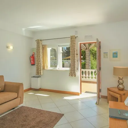 Cristo - Almond * Lagos